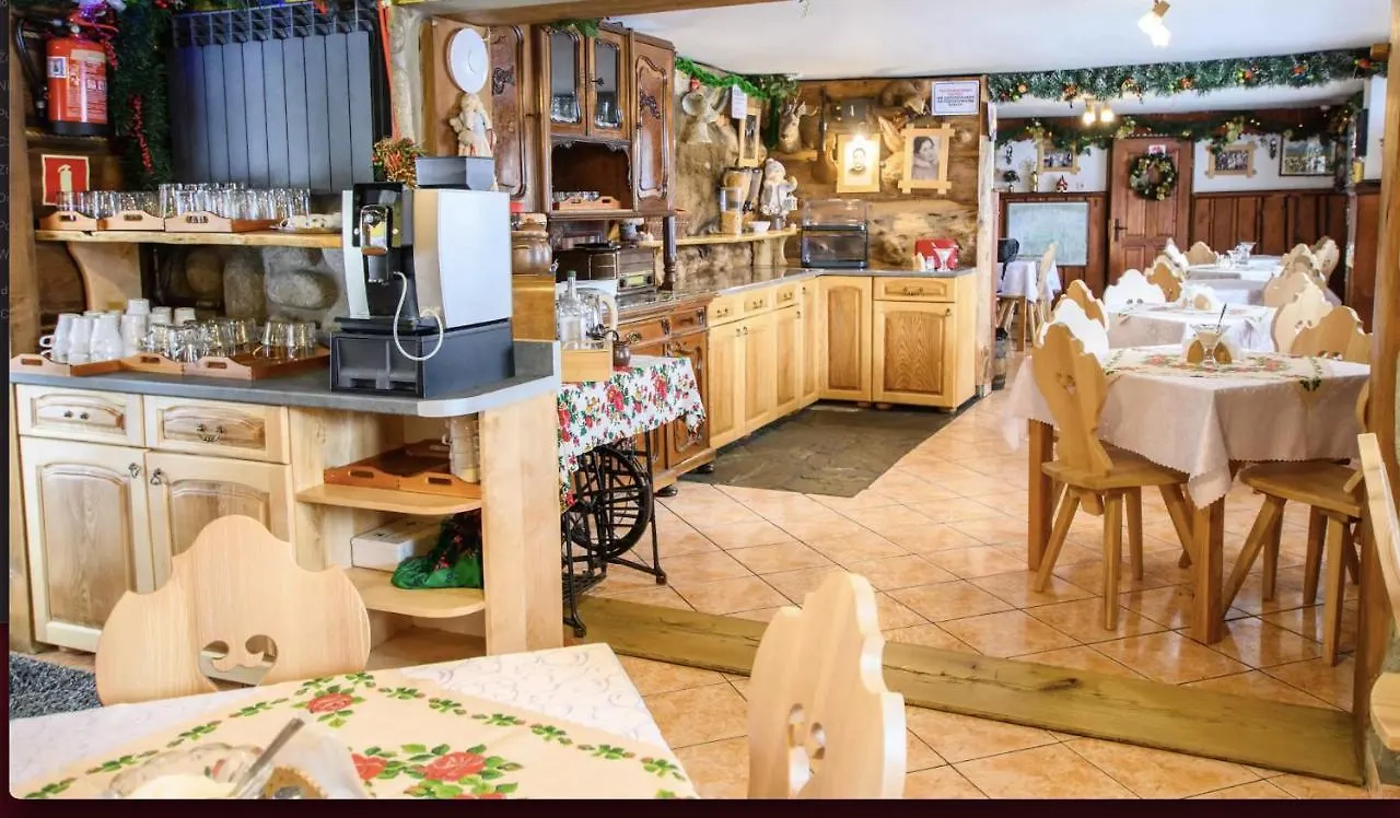 *** Resort Chatka U Hazy - Regionalne Pokoje Zakopane Poronin Poland